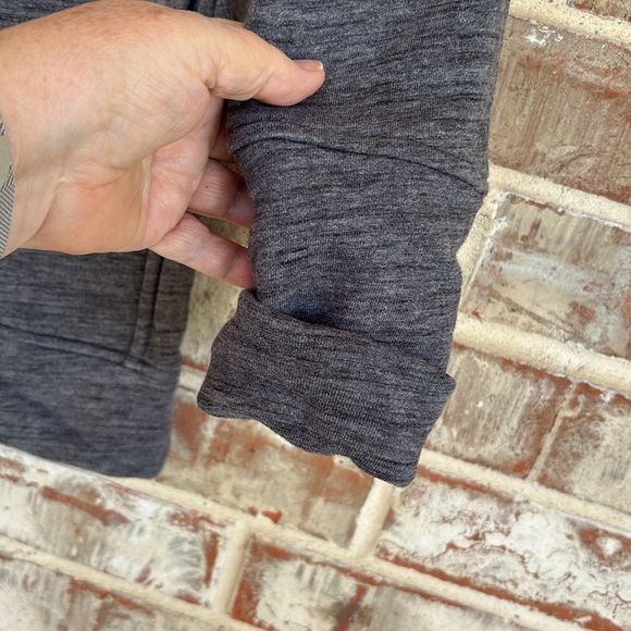 Lululemon Make A Move Gray Funnel Neck Sweatshirt - Picture 6 of 10